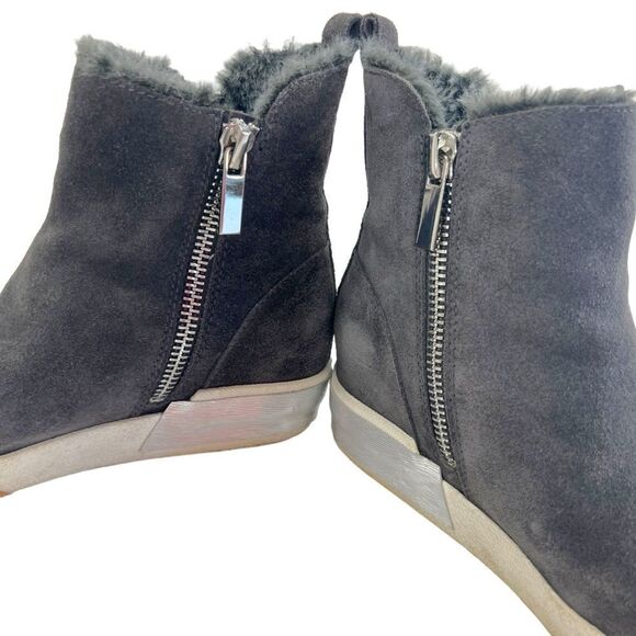 Dolce Vita Zelma Zip High Top Sneaker Booties - Picture 7 of 14